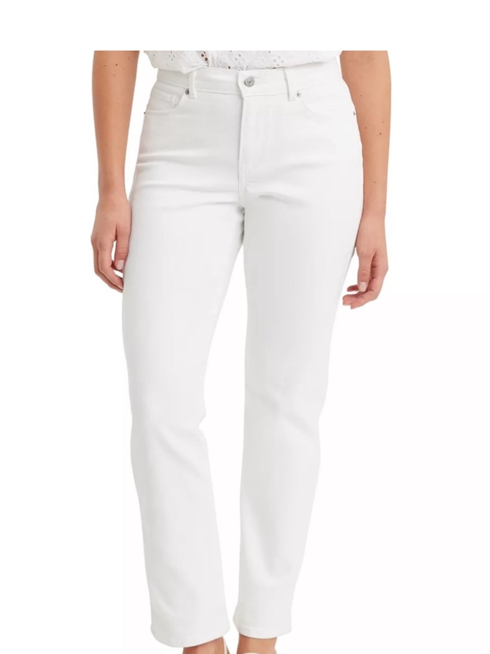 Levi’s Classic Mid -Rise Straight Leg Women’s Jeans - White size 30/29